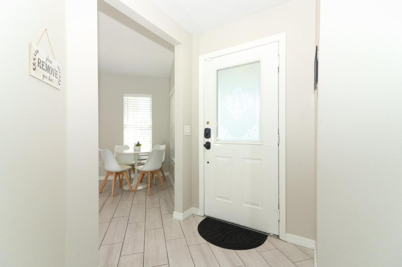 Lilys Stylish Villa Close To Disney Ideal For Long Stays Orlando Kültér fotó